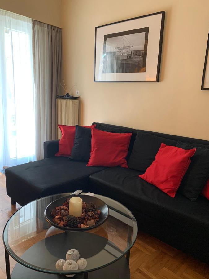 Renovated Cozy Apartment Near To Acropolis アテネ エクステリア 写真