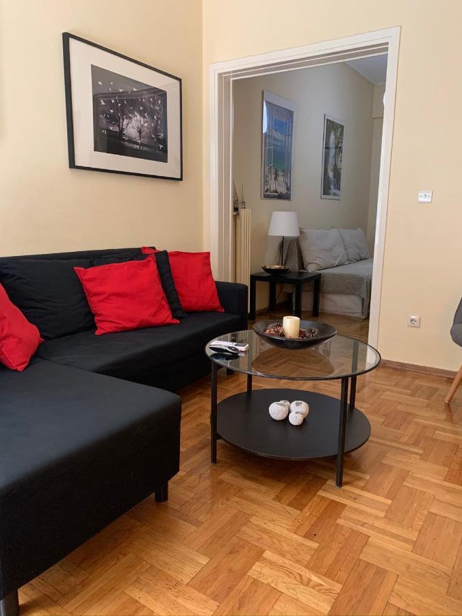 Renovated Cozy Apartment Near To Acropolis アテネ エクステリア 写真