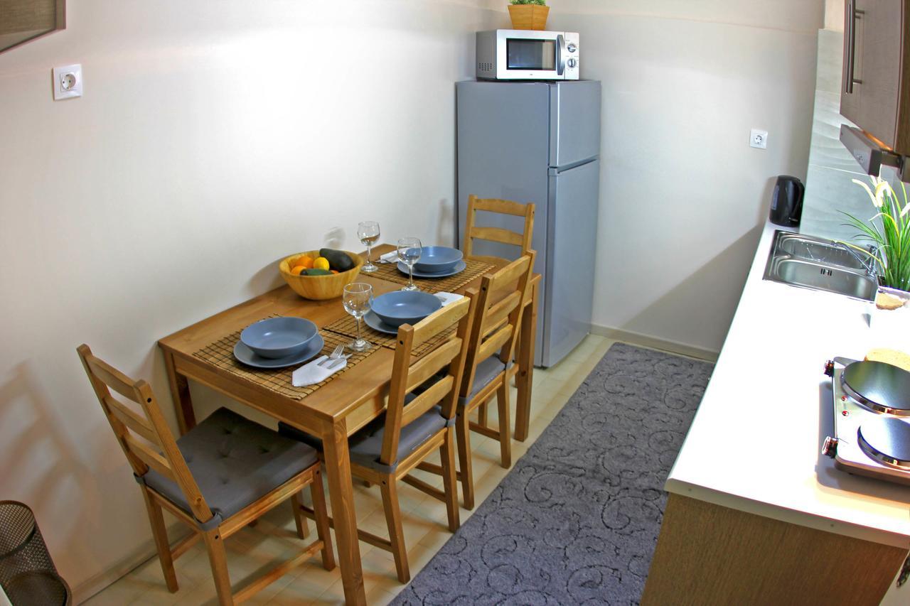 Renovated Cozy Apartment Near To Acropolis アテネ エクステリア 写真